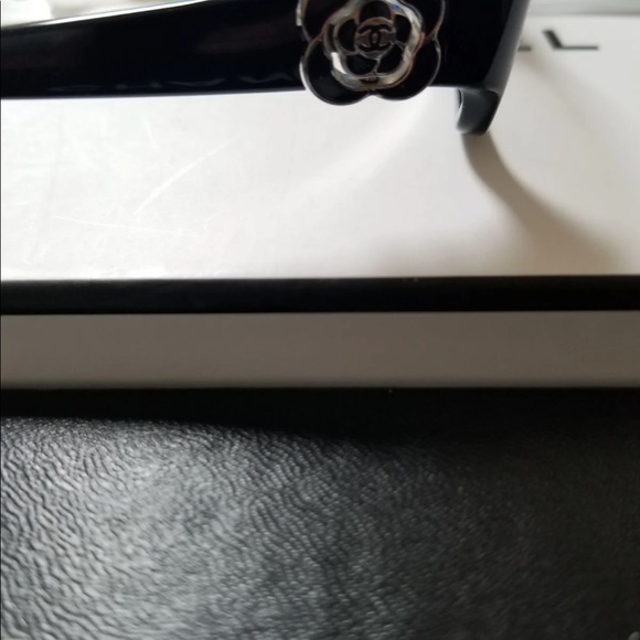 Auth Chanel Camillar eyeglasses(pristine) - Picture 3 of 5